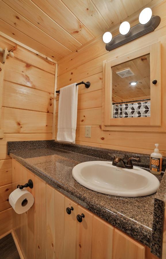 Holiday home Ani Tiny Bordered By National Forest *